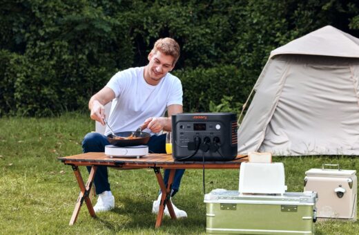 Jackery Explorer 2000 Plus v2 beim Camping